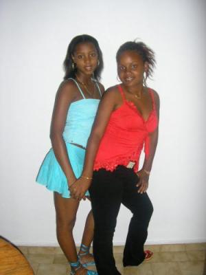 $$$ marily et tina $$$